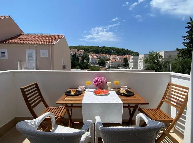 White Sapphire Dubrovnik